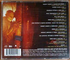 BLADE 2 THE SOUNDTRACK / FATBOY SLIM, DANNY SABER, BT, GORILLAZ, RONI SIZE, MOBY, GROOVE ARMADA, MOS DEF, CYPRESS HILL (2002) - CD 2.EL