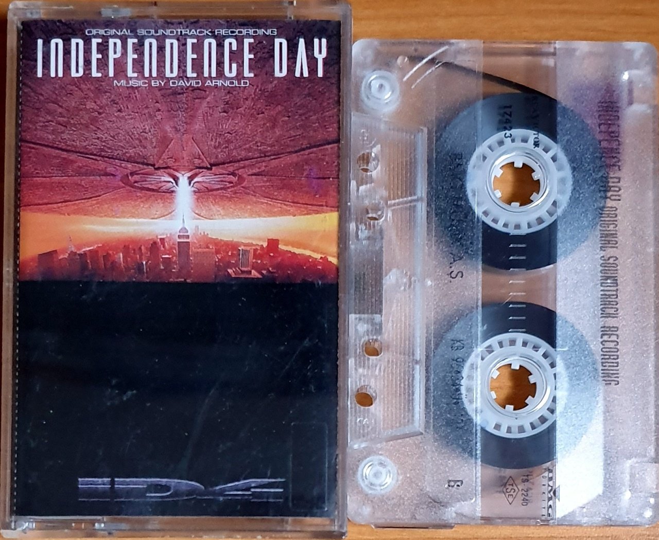 INDEPENDENCE DAY SOUNDTRACK / DAVID ARNOLD (1996) - KASET BMG 2.EL