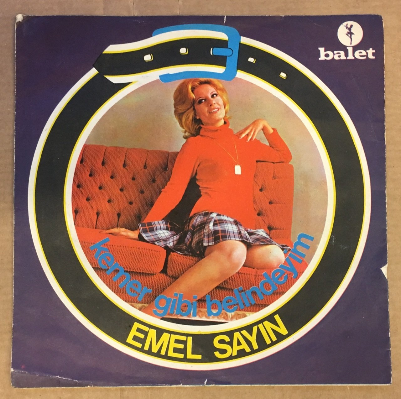 EMEL SAYIN KEMER GİBİ BELİNDEYİM 45LİK KAPAĞI DİKKAT SADECE KAPAKTIR