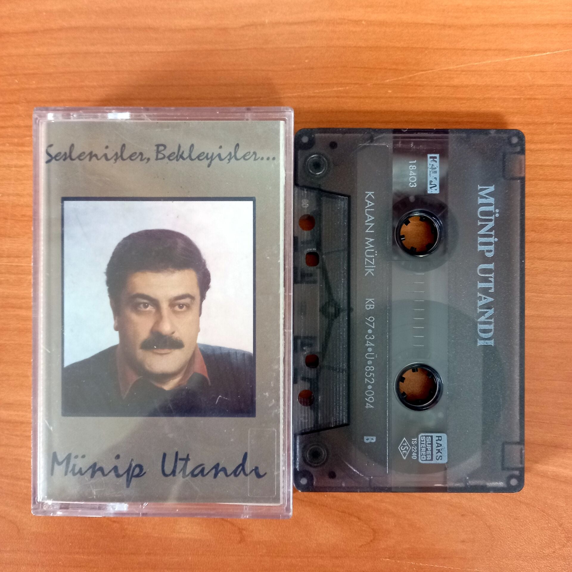 MÜNİP UTANDI - SESLENİŞLER, BEKLEYİŞLER (1997) - KASET 2.EL