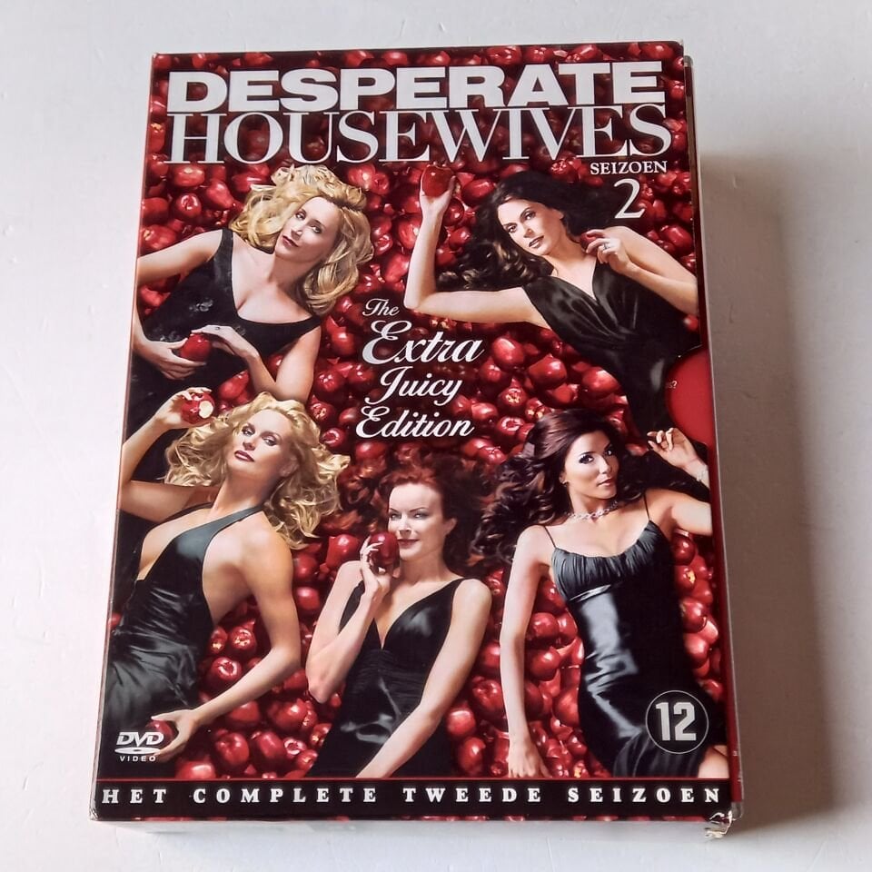 DESPERATE HOUSEWIVES - THE COMPLETE SECOND SEASON - DVD BOX 2.EL