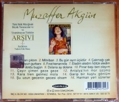 MUZAFFER AKGÜN / TÜRK HALK MÜZİĞİNDE BÜYÜK YORUMCULAR VE UNUTULMAYAN TÜRKÜLER ARŞİVİ 1 (2003) - CD 2.EL