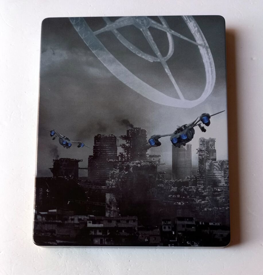 ELYSIUM - MATT DAMON, JODIE FOSTER, SHARLTO COPLEY - YÖN.: NEILL BLOMKEMP - 2BLU-RAY STEELBOOK METAL KUTU 2.EL