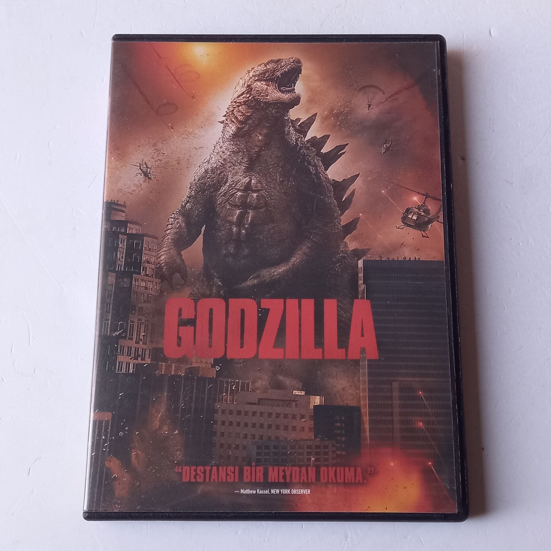 GODZILLA - AARON TAYLOR JOHNSON, ELIZABETH OLSEN, KEN WATANABE, JULIETTE BINOCHE - DVD 2.EL