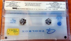 IAN GILLAN - TOOLBOX (1991) MMY CASSETTE MADE IN TURKEY ''NEW''