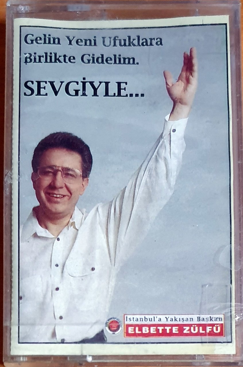 ZÜLFÜ LİVANELİ  / SEVGİYLE - KASET SHP PROMO SIFIR