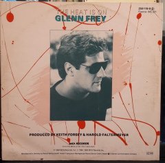 GLENN FREY - THE HEAT IS ON (19847) - MUSIC FROM ''BEVERLY HILLS COP'' - 12'' MAXI SINGLE VINYL PLAK 2.EL