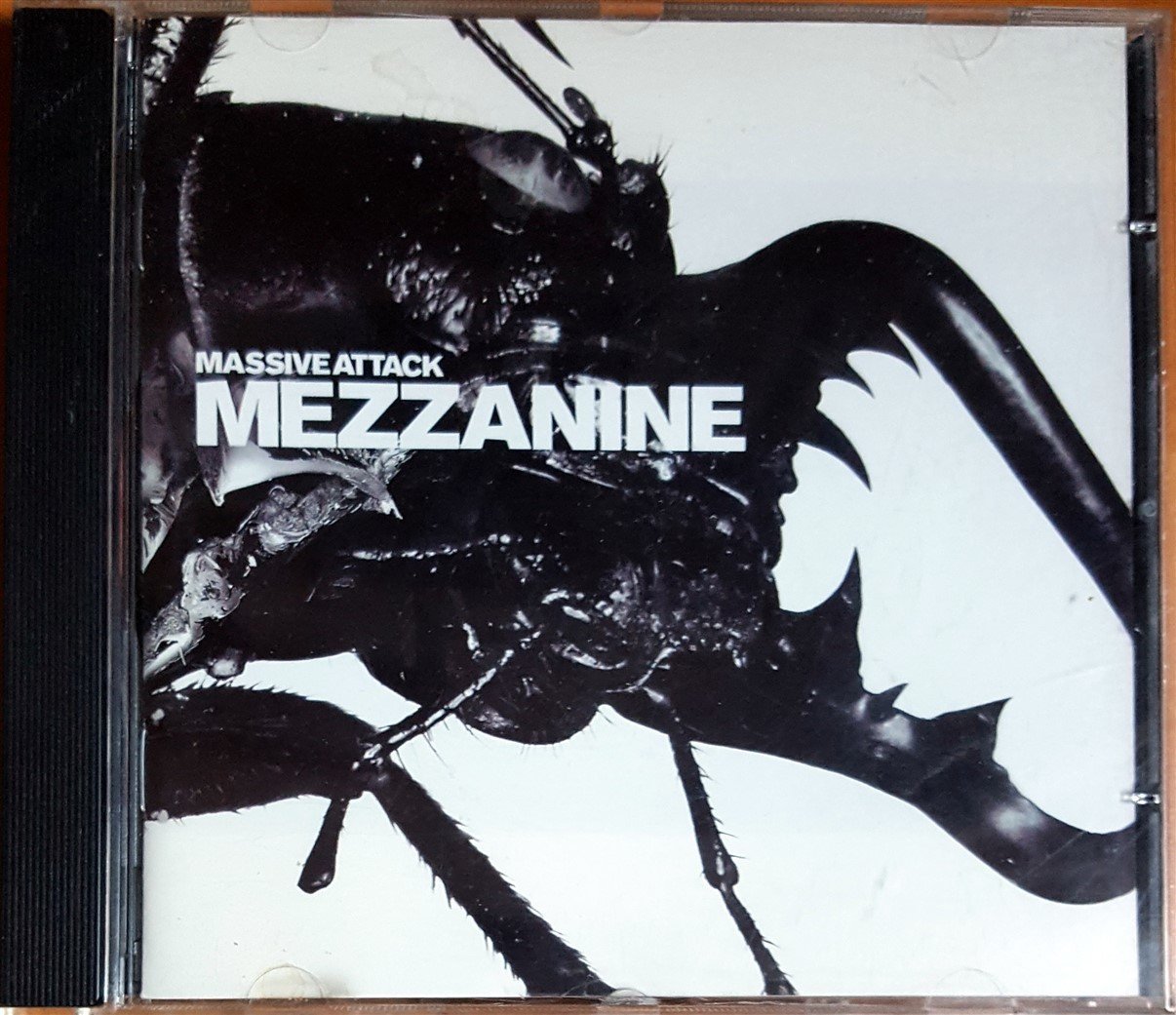 MASSIVE ATTACK - MEZZANINE (1998) CD 2.EL