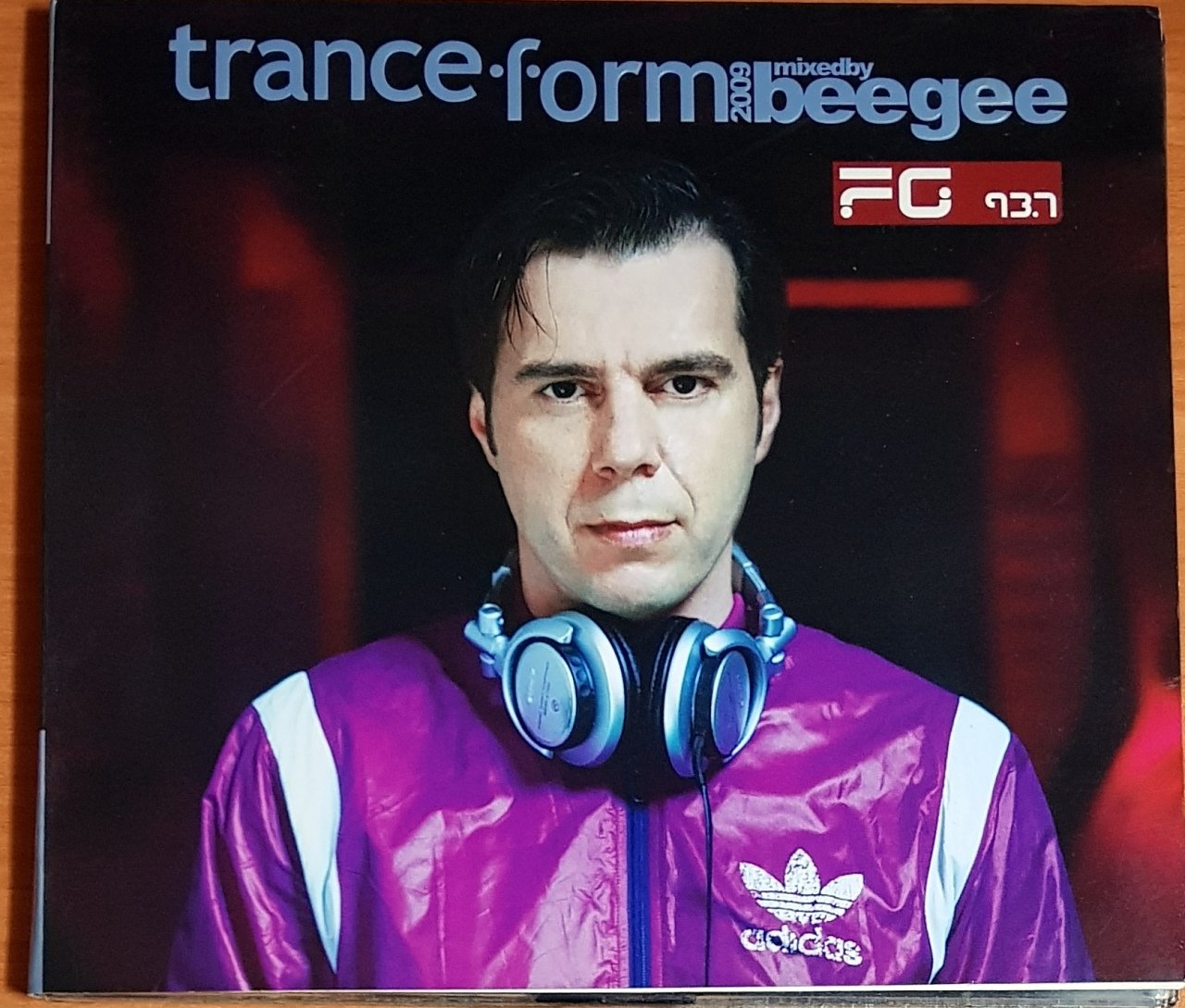 TRANCE FORM 2009 MIXED BY BEEGEE (2009) YENİ DÜNYA CD 2.EL