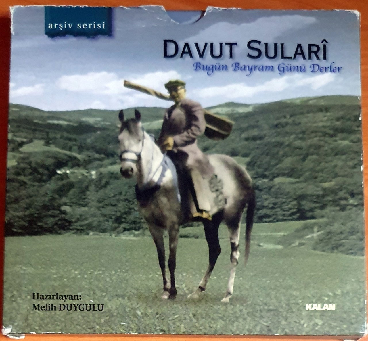 DAVUT SULARİ - BUGÜN BAYRAM GÜNÜ DERLER (1999) - CD KALAN MÜZİK 2.EL