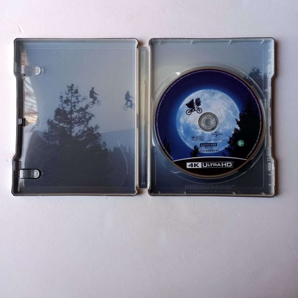 E.T. THE EXTRA-TERRESTRIAL - HENRY THOMAS, DREW BARRYMORE- YÖN.: STEVEN SPIELBERG - BLU-RAY 4K STEELBOOK METAL KUTU 2.EL TÜRKÇE ALTYAZI YOKTUR
