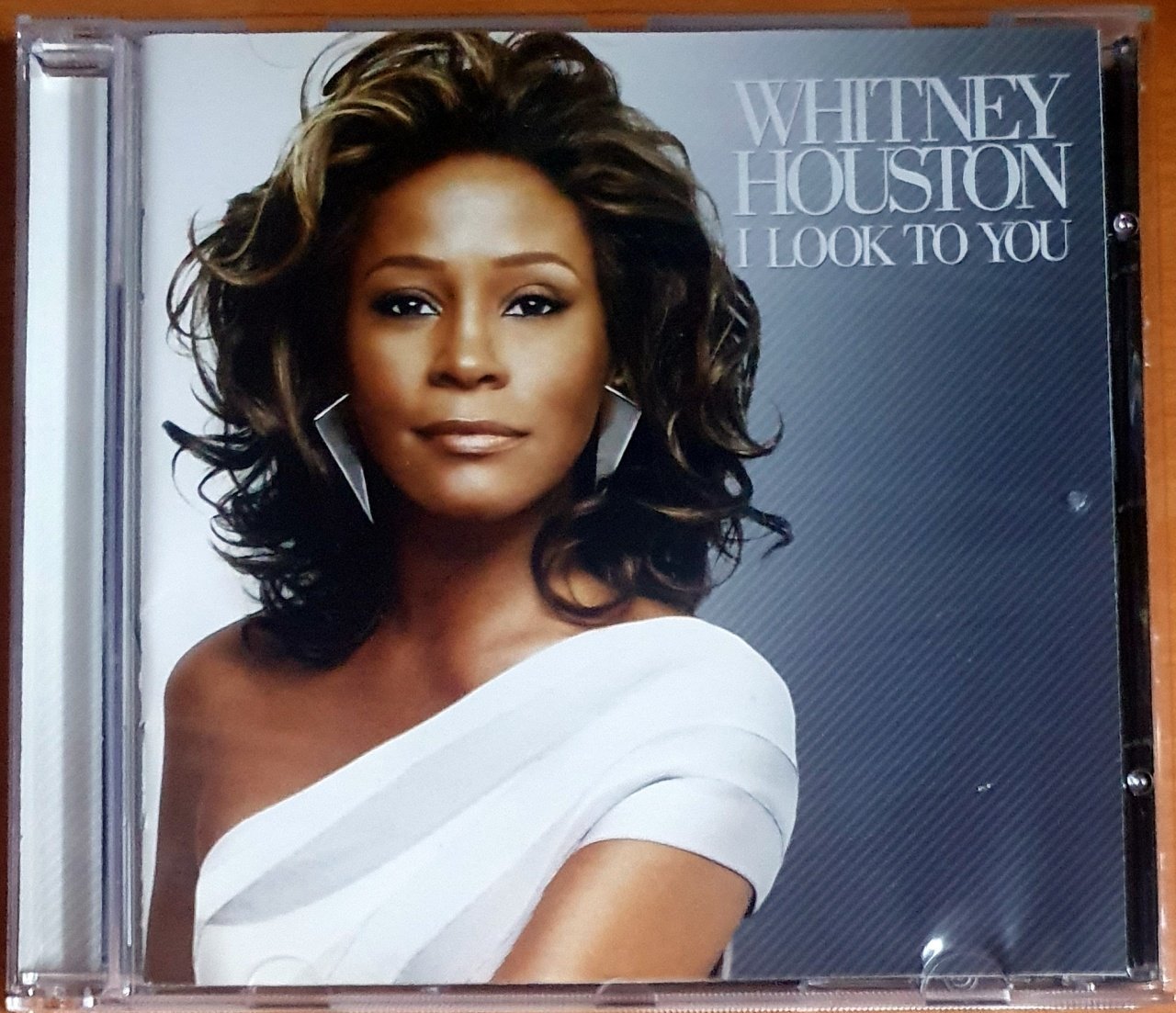 WHITNEY HOUSTON - I LOOK TO YOU (2009) - CD 2.EL