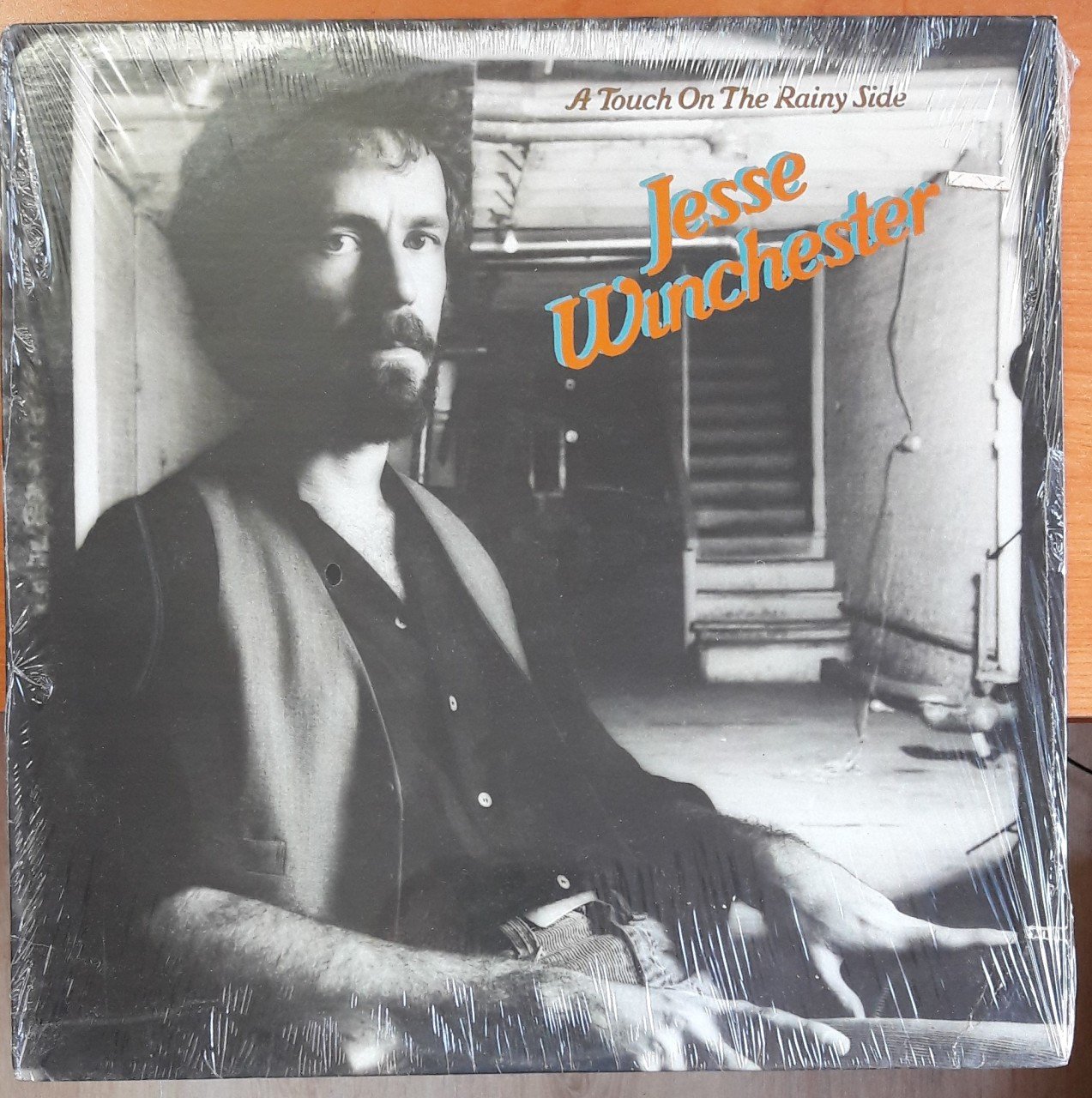 JESSE WINCHESTER - A TOUCH ON THE RAINY SIDE (1978) - DÖNEM BASKISI SIFIR PLAK