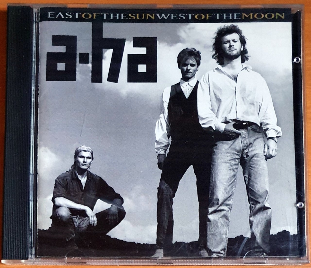 A-HA - EAST OF THE SUN WEST OF THE MOON (1990) - CD 2.EL