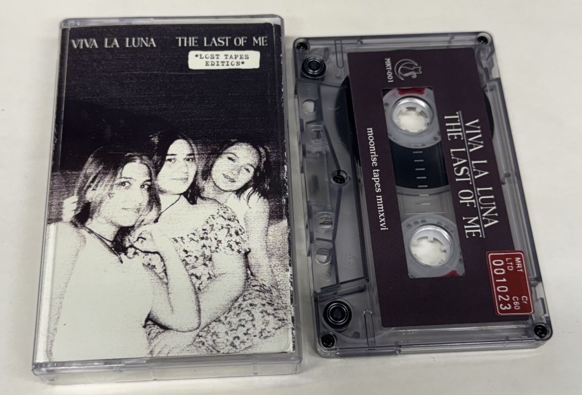 VIVA LA LUNA - THE LAST OF ME (2026) - CASSETTE DOWNTEMPO , INDIE , LO-FI ÇOK SINIRLI SAYIDA NUMARALI AMBALAJI AÇIK SIFIR KASET