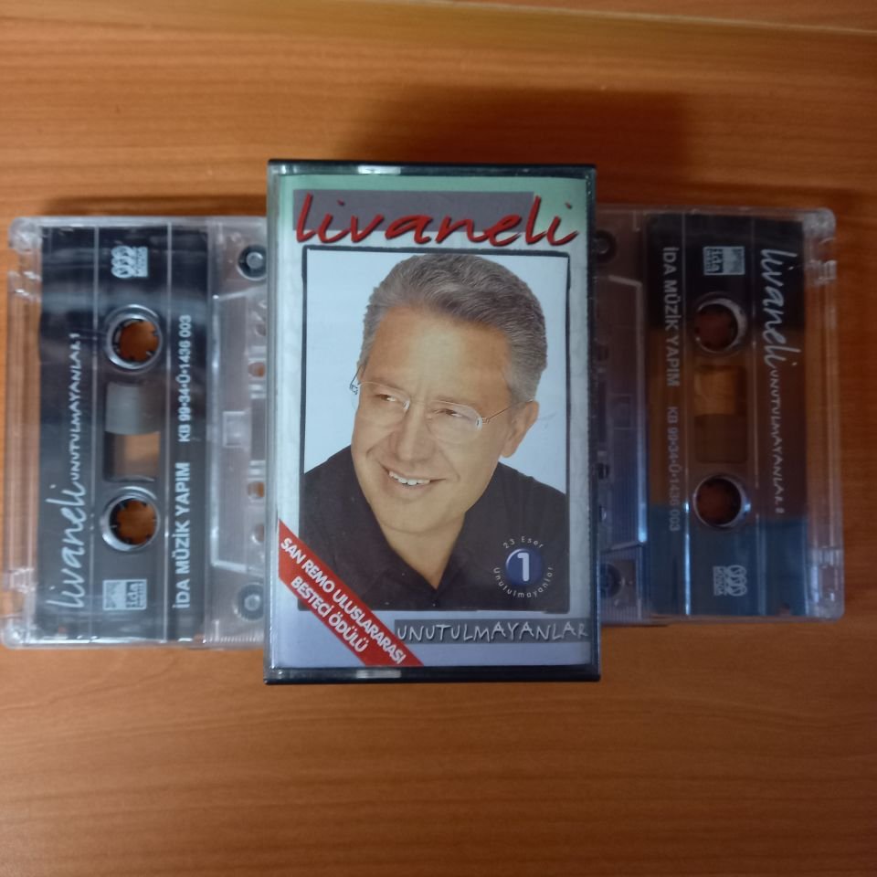 ZÜLFÜ LİVANELİ - UNUTULMAYANLAR 1 & 2 (1999) - 2 KASET 2.EL