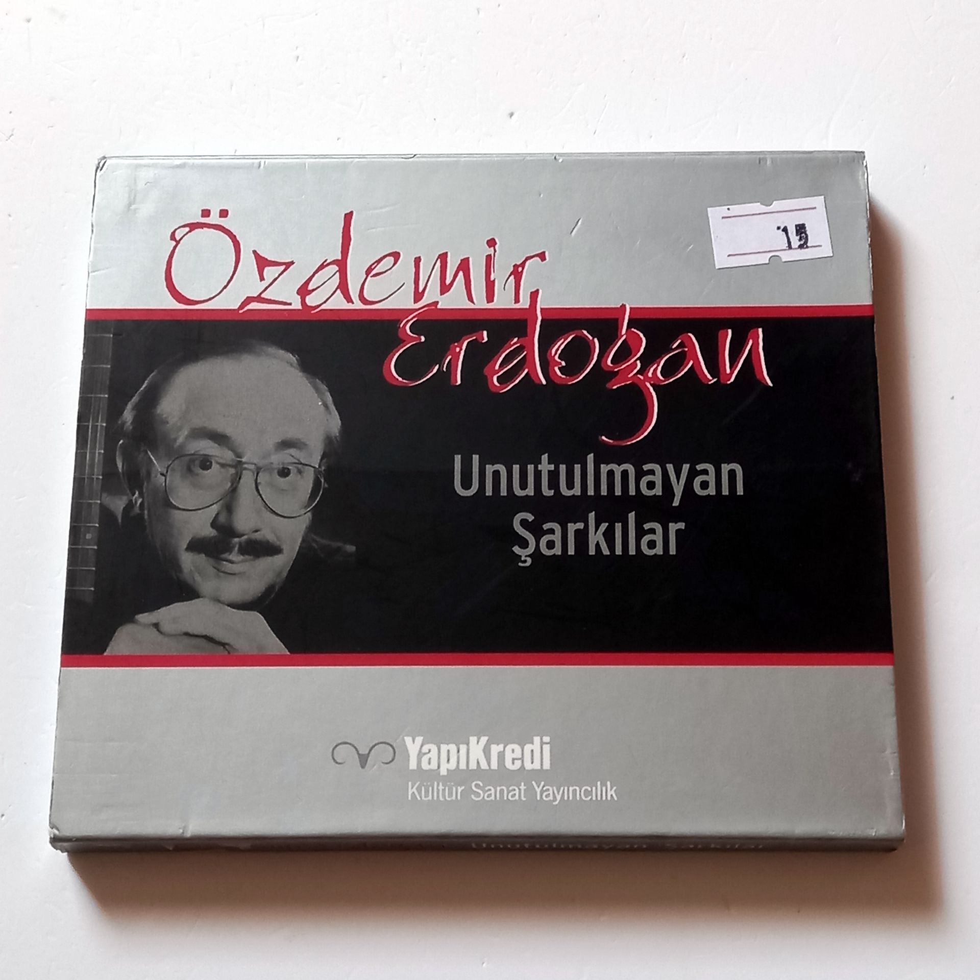 ÖZDEMİR ERDOĞAN - UNUTULMAYAN ŞARKILAR - CD SLIPCASE YAPI KREDİ KÜLTÜR SANAT 2.EL