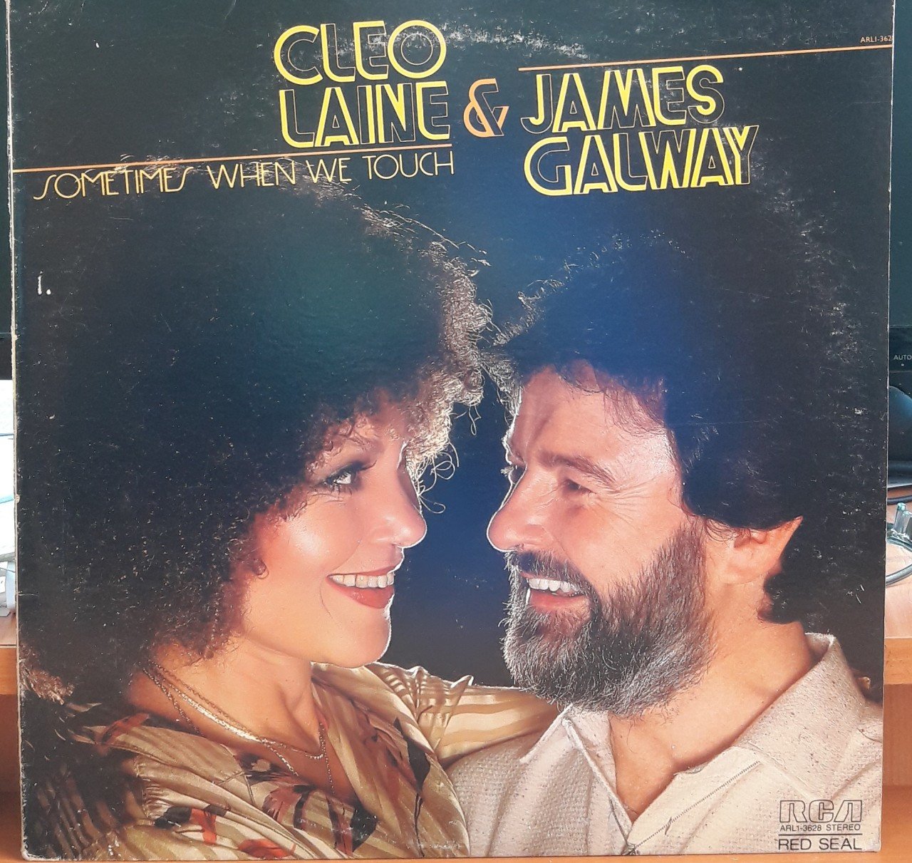 CLEO LAINE & JAMES GALWAY - SOMETIMES WHEN WE TOUCH (1980) - PLAK 2.EL