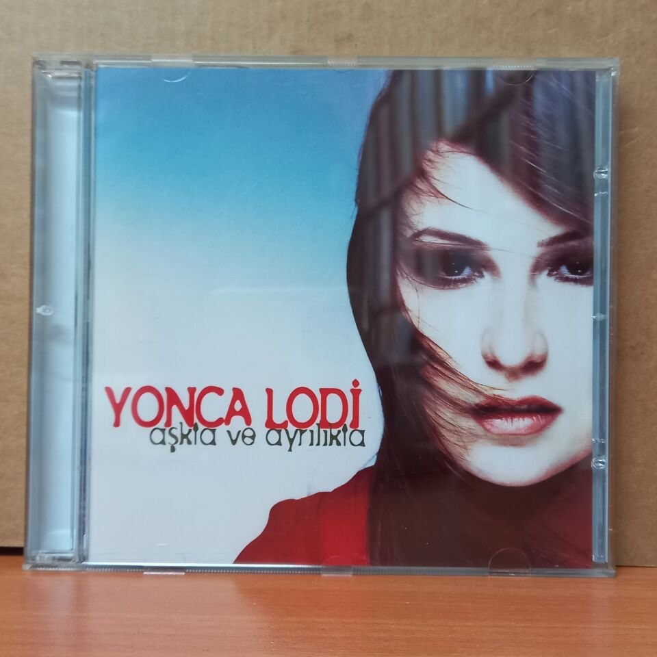 YONCA LODİ - AŞKTA VE AYRILIKTA (2001) - CD 2.EL