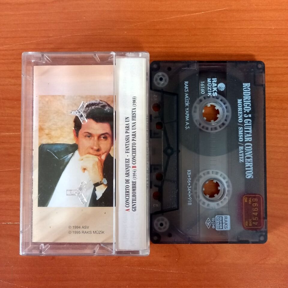 RODRIGO: 3 GUITAR CONCERTOS / MORENO, SMSO, BATIZ (1996) - KASET 2.EL