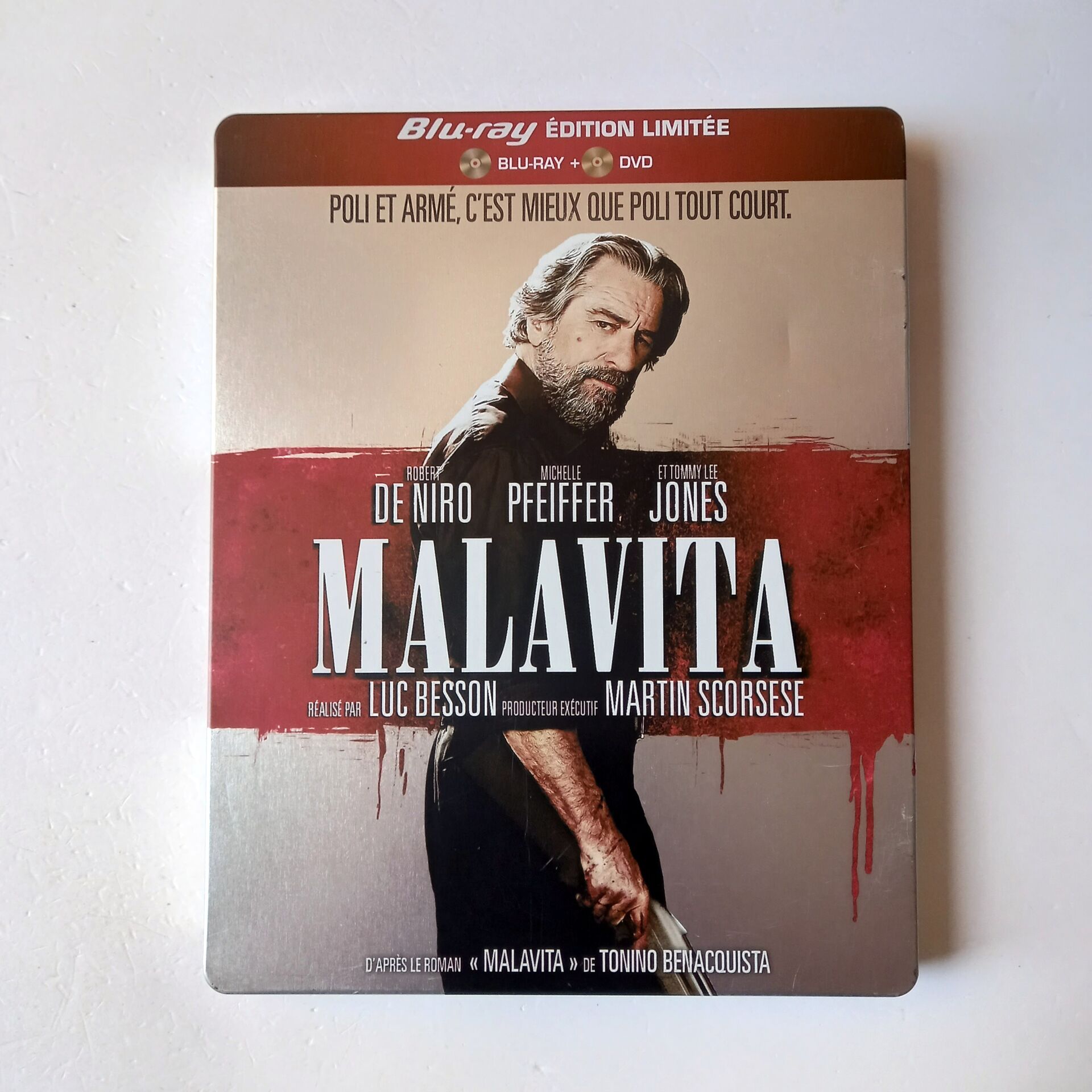MALAVITA - ROBERT DE NIRO, MICHELLE PFEIFFER - YÖN.: LUC BESSON - BLU-RAY STEELBOOK METAL KUTU 2.EL