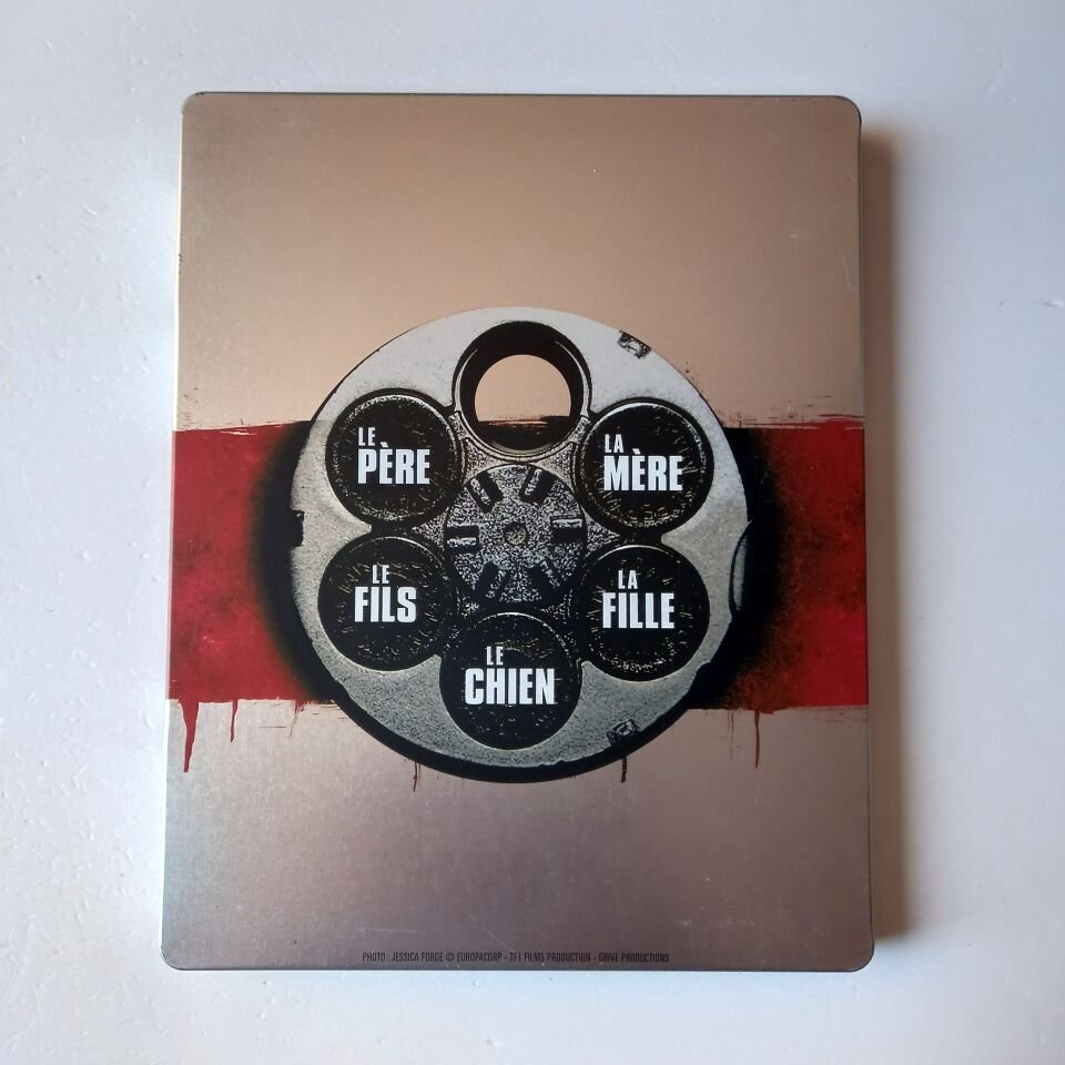 MALAVITA - ROBERT DE NIRO, MICHELLE PFEIFFER - YÖN.: LUC BESSON - BLU-RAY STEELBOOK METAL KUTU 2.EL