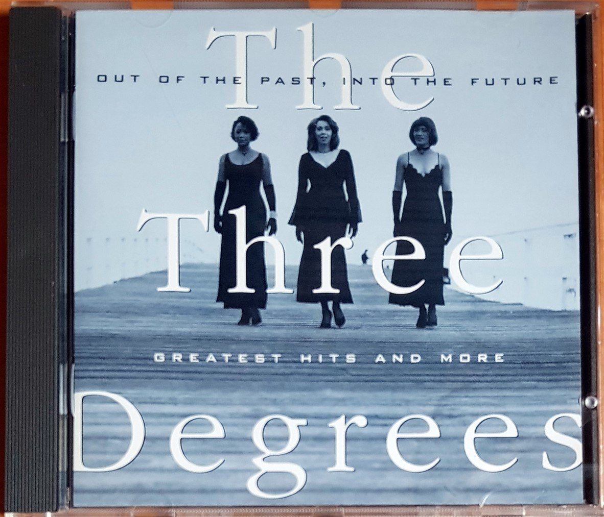 THE THREE DEGREES - OUT OF THE PAST, INTO THE FUTURE (1993) BMG CD 2.EL