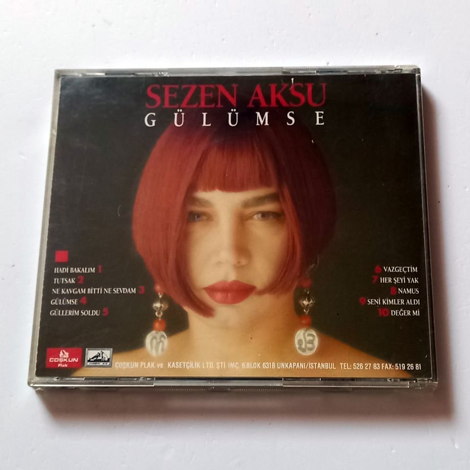 SEZEN AKSU - GÜLÜMSE - CD İKİNCİ EL