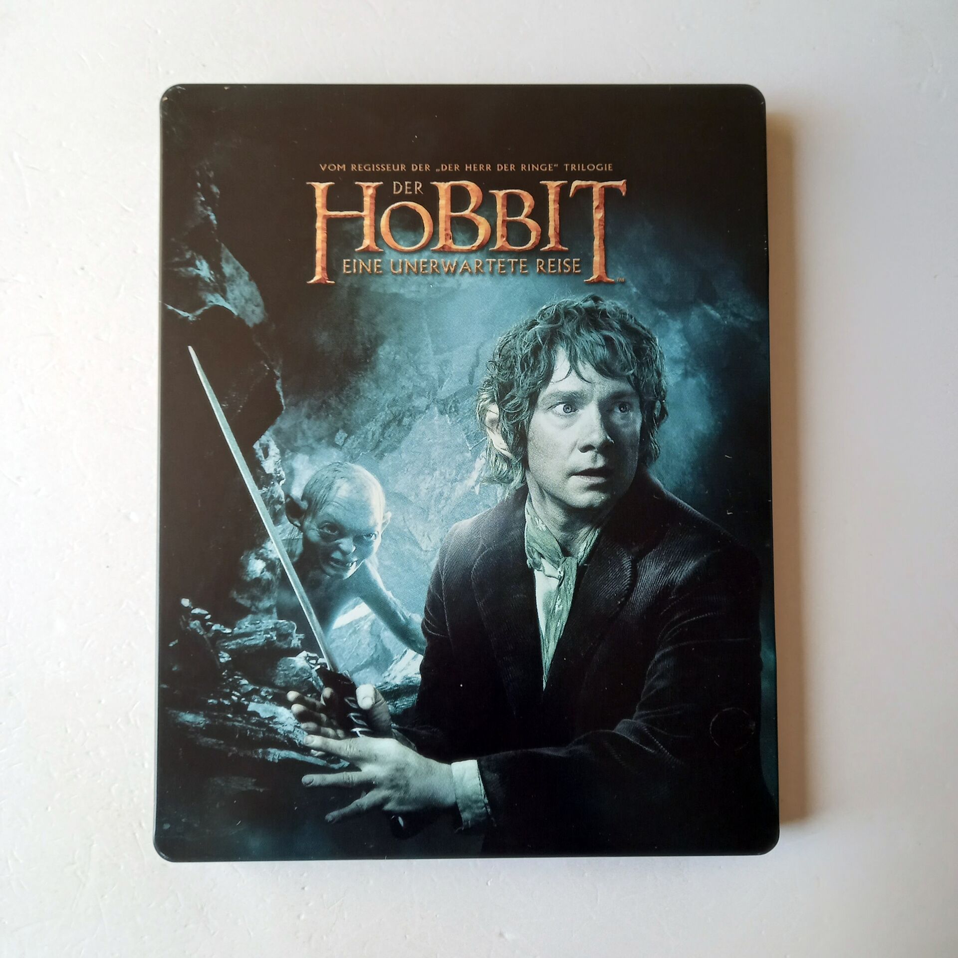 DER HOBBIT: EINE UNERWARTETE REISE / THE HOBBIT: AN UNEXPECTED JOURNEY - IAN MCKELLEN, MARTIN FREEMAN, RICHARD ARMITAGE - YÖN.: PETER JACKSON - 2BLU-RAY STEELBOOK METAL KUTU 2.EL
