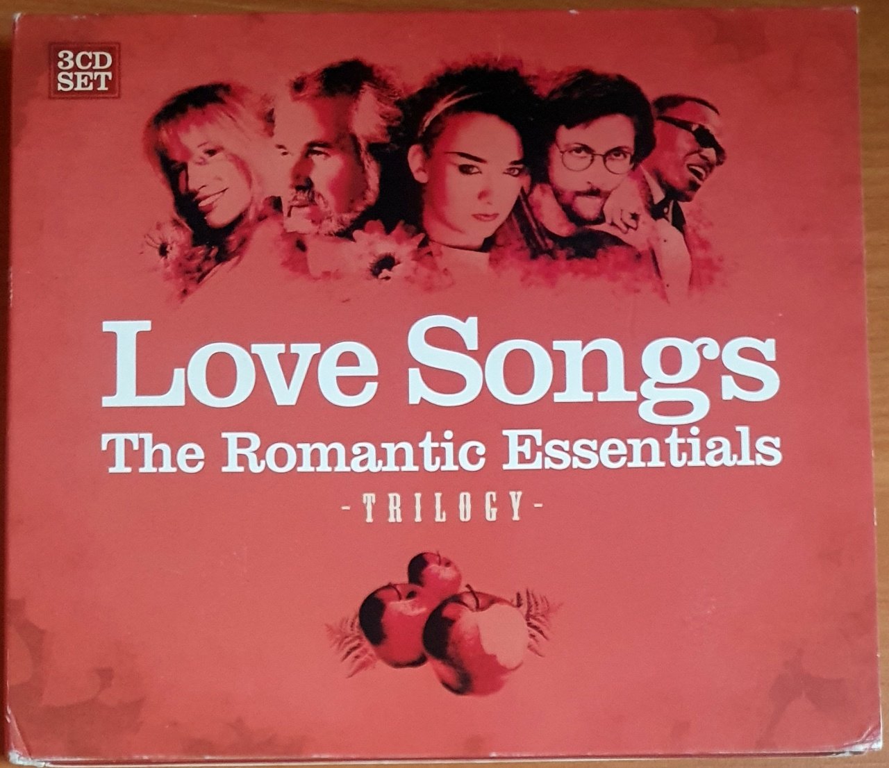 LOVE SONGS / THE ROMANTIC ESSENTIALS / AIR SUPPLY, BERLIN, KIM CARNES, BOY GEORGE, KENNY ROGERS (2006) - 3CD 2.EL