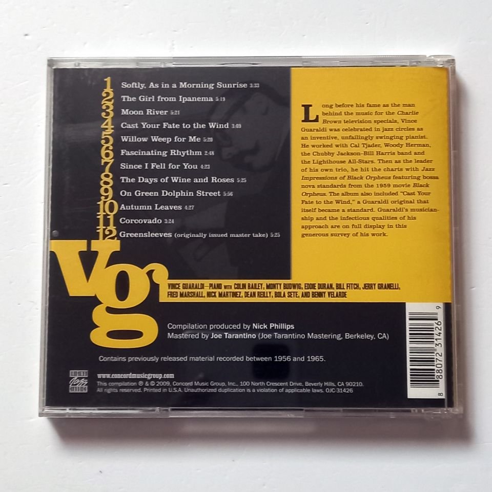 VINCE GUARALDI – ESSENTIAL STANDARDS (2009) - CD 2.EL
