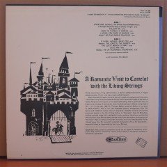 LIVING STRINGS PLAY MUSIC FROM THE MOTION PICTURE CAMELOT (1966) - LP 2.EL PLAK