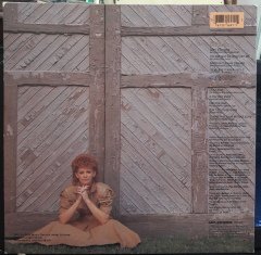 REBA McENTIRE - WHOEVER'S IN NEW ENGLAND (1986) - PLAK 2.EL