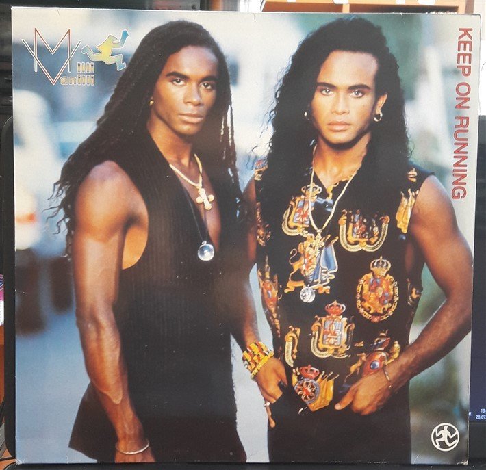 MILLI VANILLI - KEEP ON RUNNING (1990) - 12'' MAXI SINGLE VINYL PLAK 2.EL