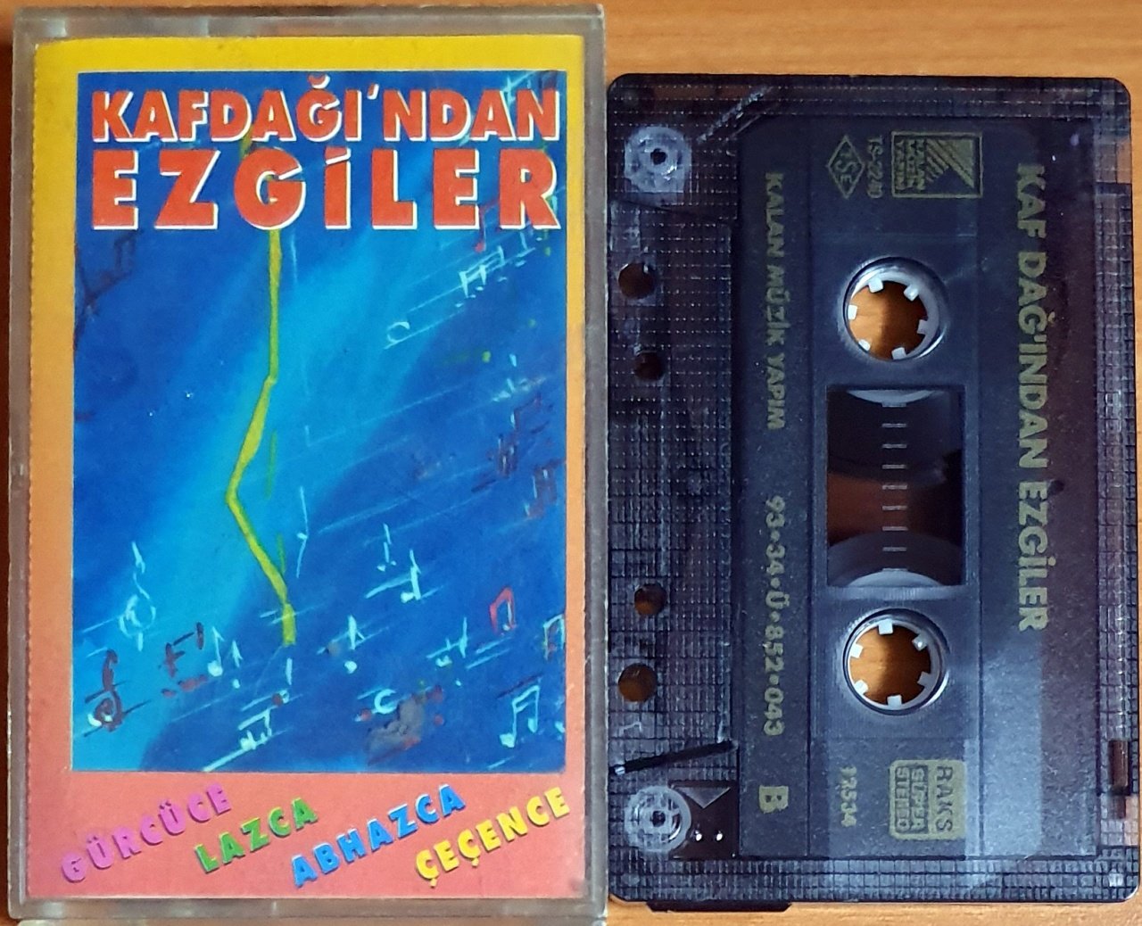 KAFDAĞI'NDAN EZGİLER / GÜRCÜCE, LAZCA, ABHAZCA, ÇEÇENCE (1993) - KASET KALAN MÜZİK 2.EL