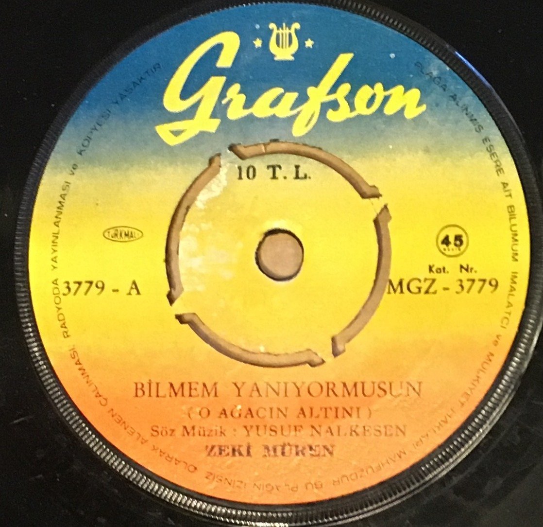 ZEKİ MÜREN - BİLMEM YANIYORMUSUN / ŞEYTANA UYDUK BİR KERE 7'' 45 DEVİR