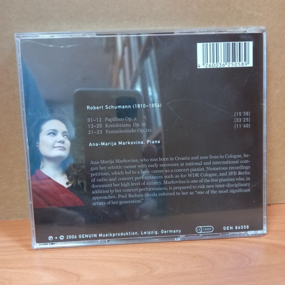 ANA-MARIJA MARKOVINA - ROBERT SCHUMANN, KREISLERINA OP.16, PAPILLONS OP.2, FANTASIETUCKE OP.111 (2006) - 2CD 2. EL