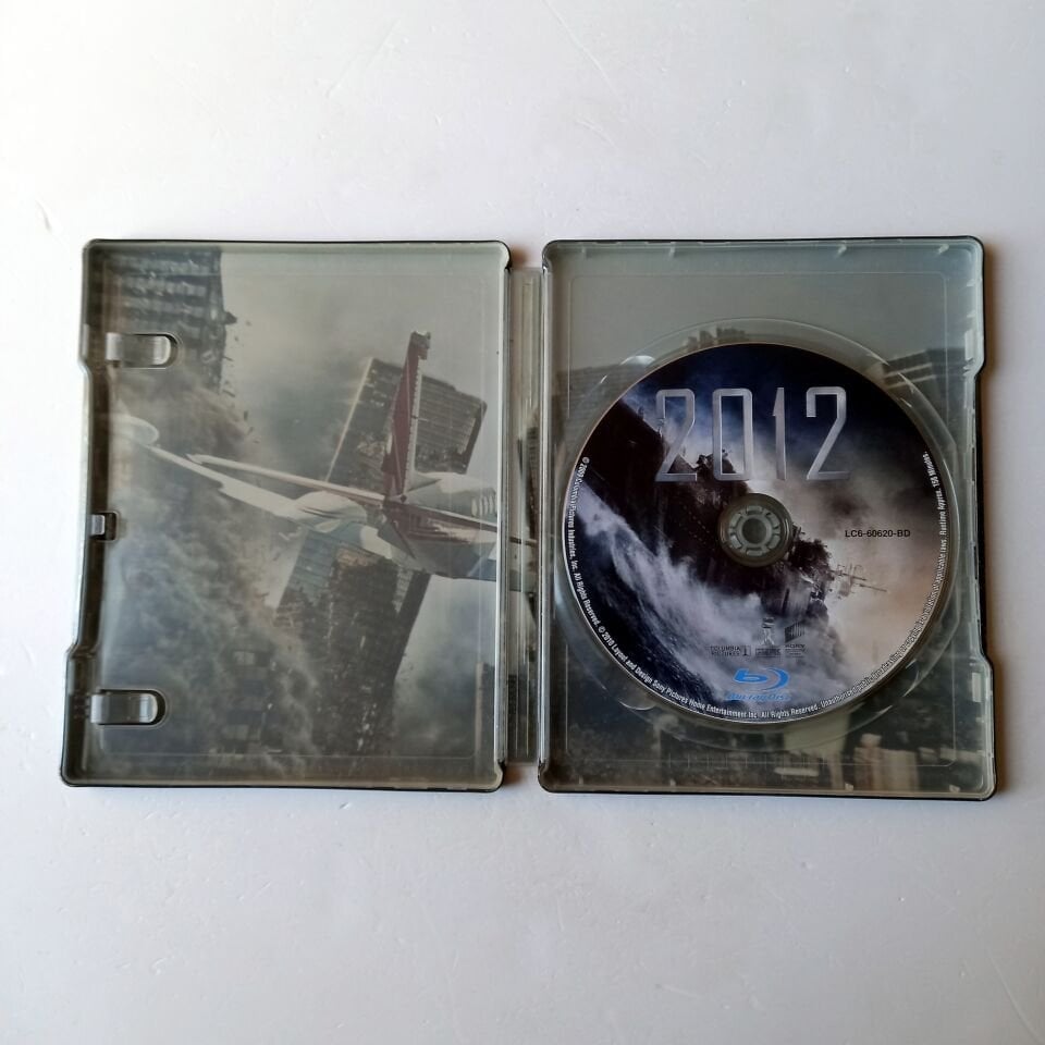 2012 - JOHN CUSACK, THANDIWE NEWTON - YÖN.: ROLAND EMMERICH - BLU-RAY STEELBOOK METAL KUTU 2.EL