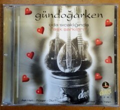 GRUP GÜNDOĞARKEN ODA SICAKLIĞINDA AŞK ŞARKILARI (2001) PROMO CD 2.EL