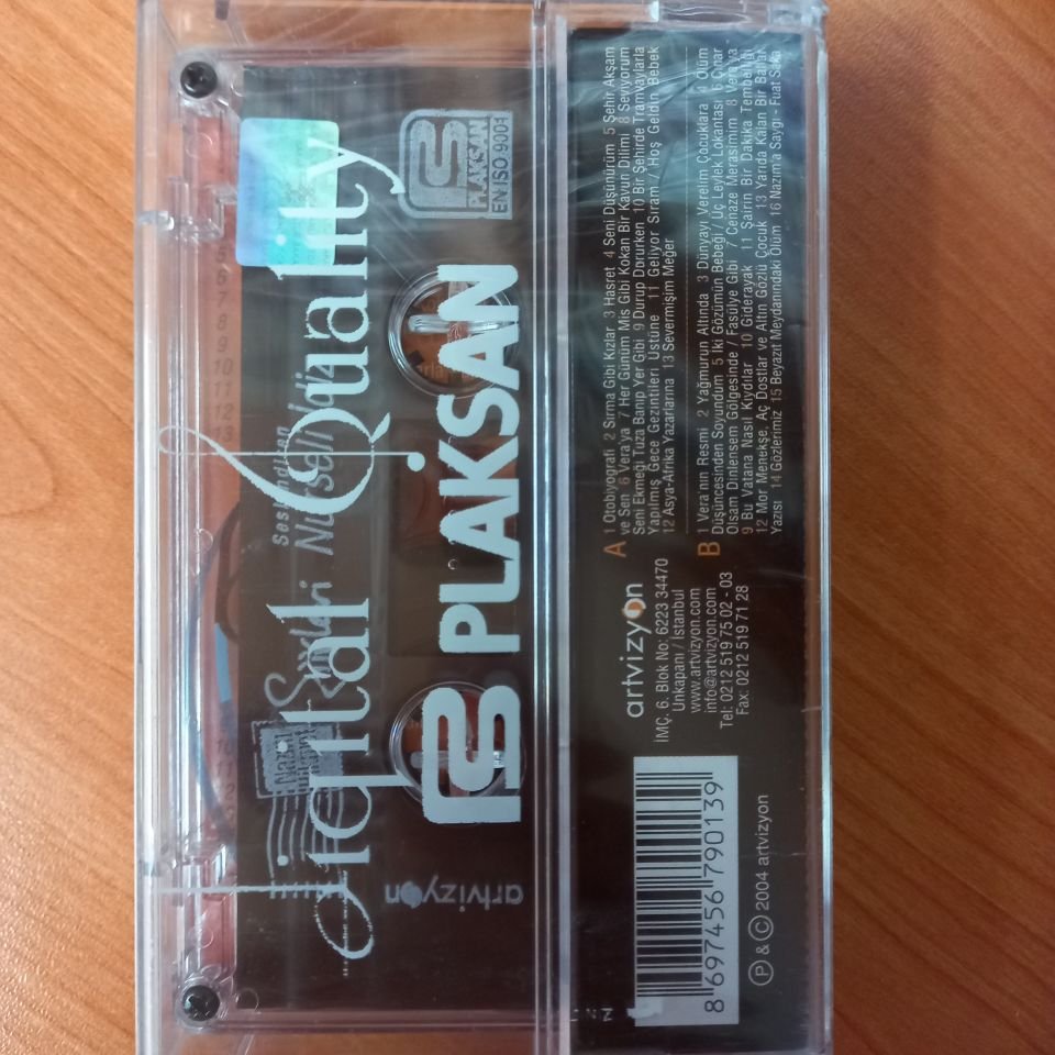 NAZIM HİKMET ŞİİRLERİ / NURSELİ İDİZ (2004) - KASET SIFIR