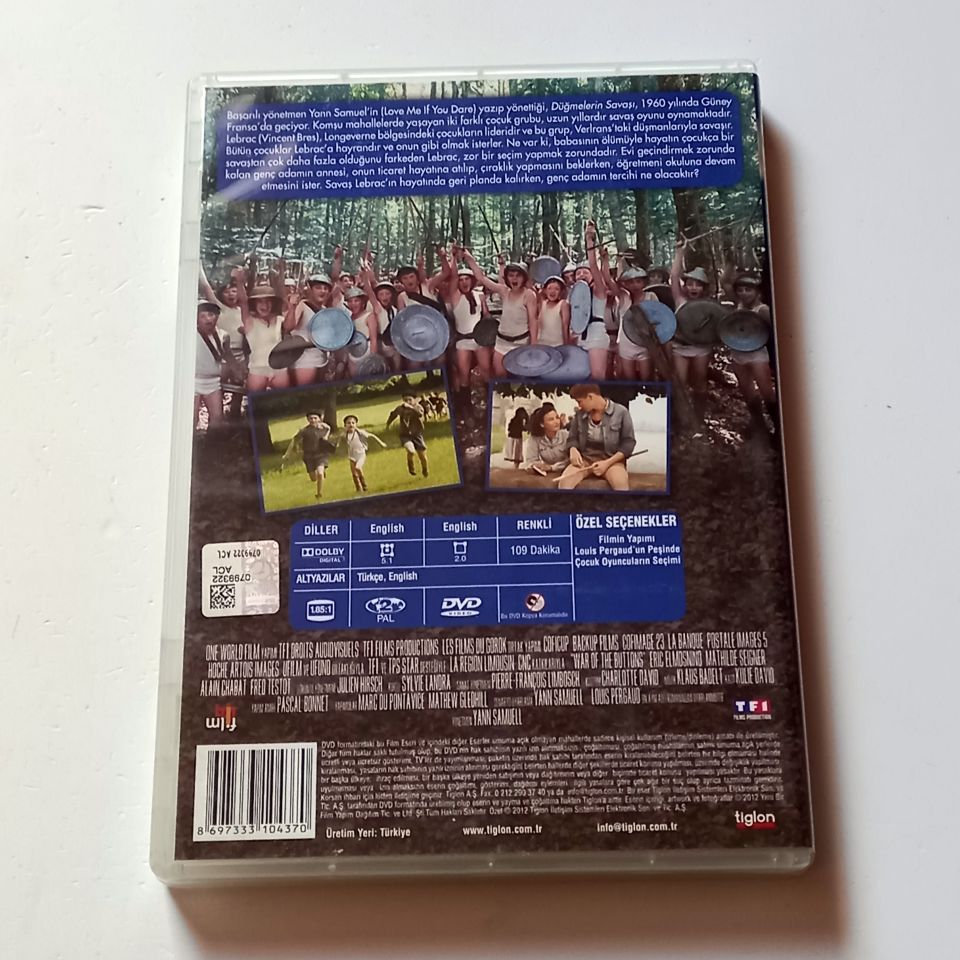 DÜĞMELERİN SAVAŞI - WAR OF THE BUTTONS - ERIC ELMOSNINO, MATHILDE SEIGNER, YÖN.: YANN SAMUELL  - DVD 2.EL
