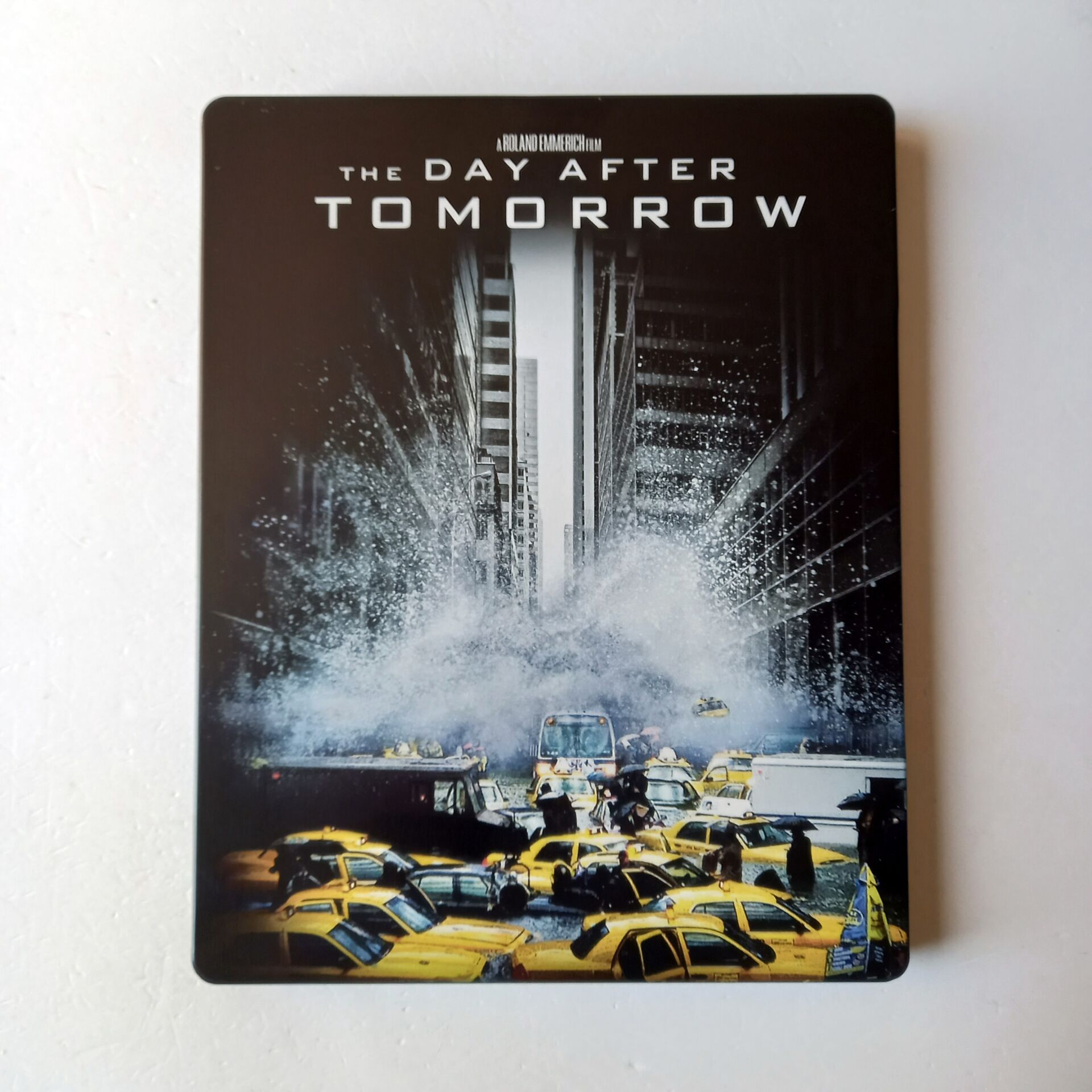 THE DAY AFTER TOMORROW - DENNIS QUAID, JAKE GYLLENHAAL - YÖN.: ROLAND EMMERICH - BLU-RAY STEELBOOK METAL KUTU 2.EL TÜRKÇE ALTYAZI YOKTUR