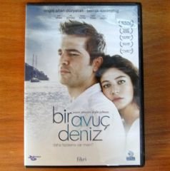 BİR AVUÇ DENİZ - ENGİN ALTAN DÜZYATAN - BERRAK TÜZÜNATAÇ - LEYLA YILMAZ - DVD 2.EL