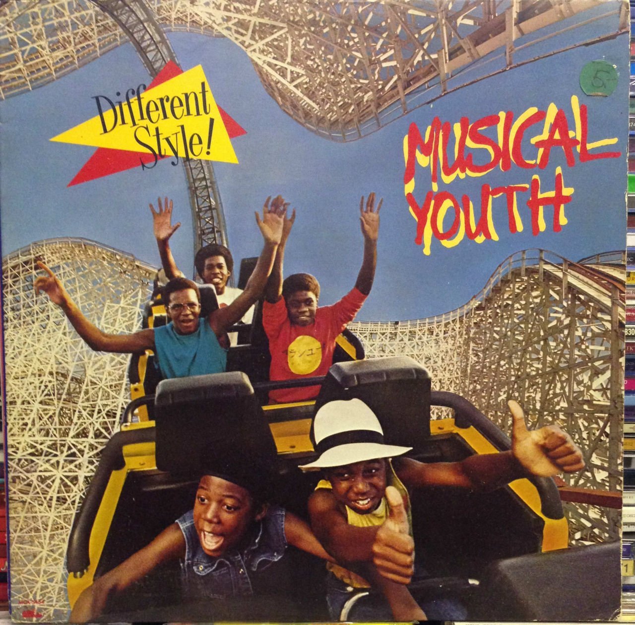MUSICAL YOUTH DIFFERENT STYLE LP 2.EL