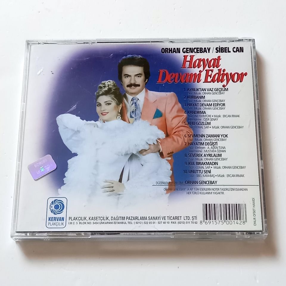 ORHAN GENCEBAY & SİBEL CAN - HAYAT DEVAM EDİYOR - CD KERVAN PLAKÇILIK 2.EL