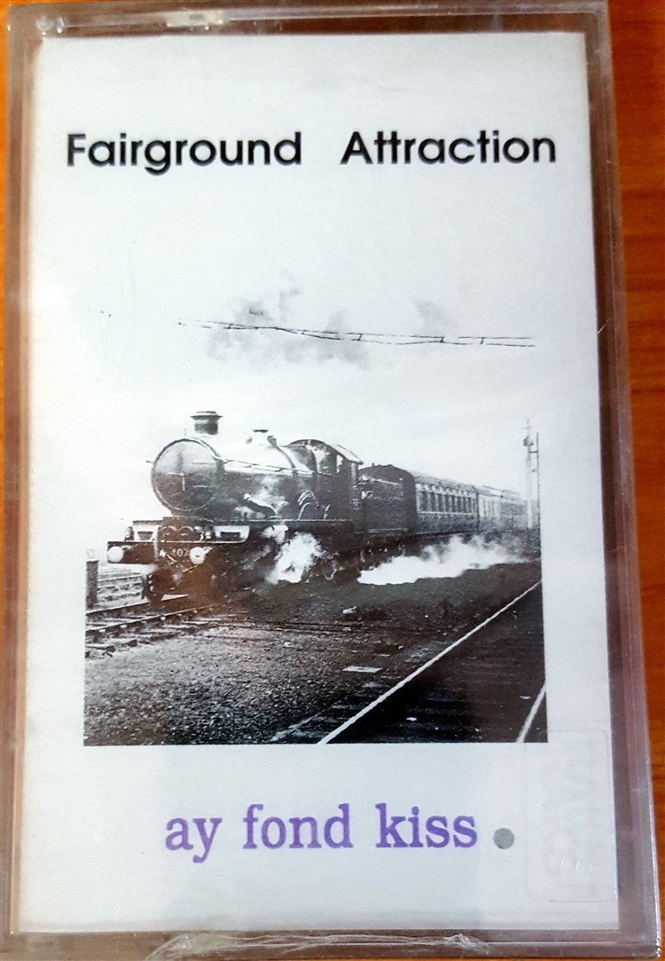 FAIRGROUND ATTRACTION - AY FOND KISS (1990) MMY CASSETTE MADE IN TURKEY ''NEW'' PAPER LABEL
