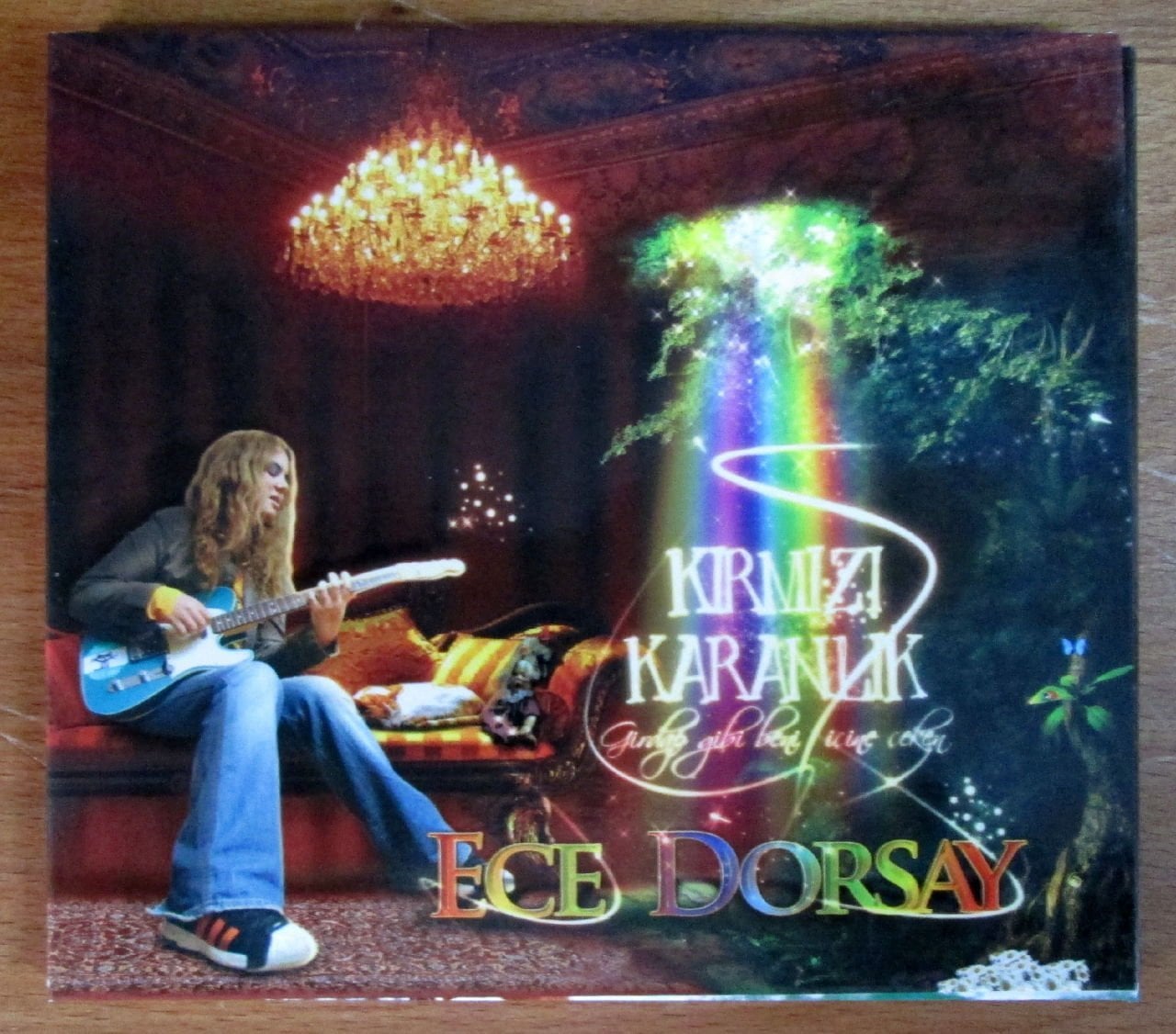 ECE DORSAY - KIRMIZI KARANLIK CD 2.EL
