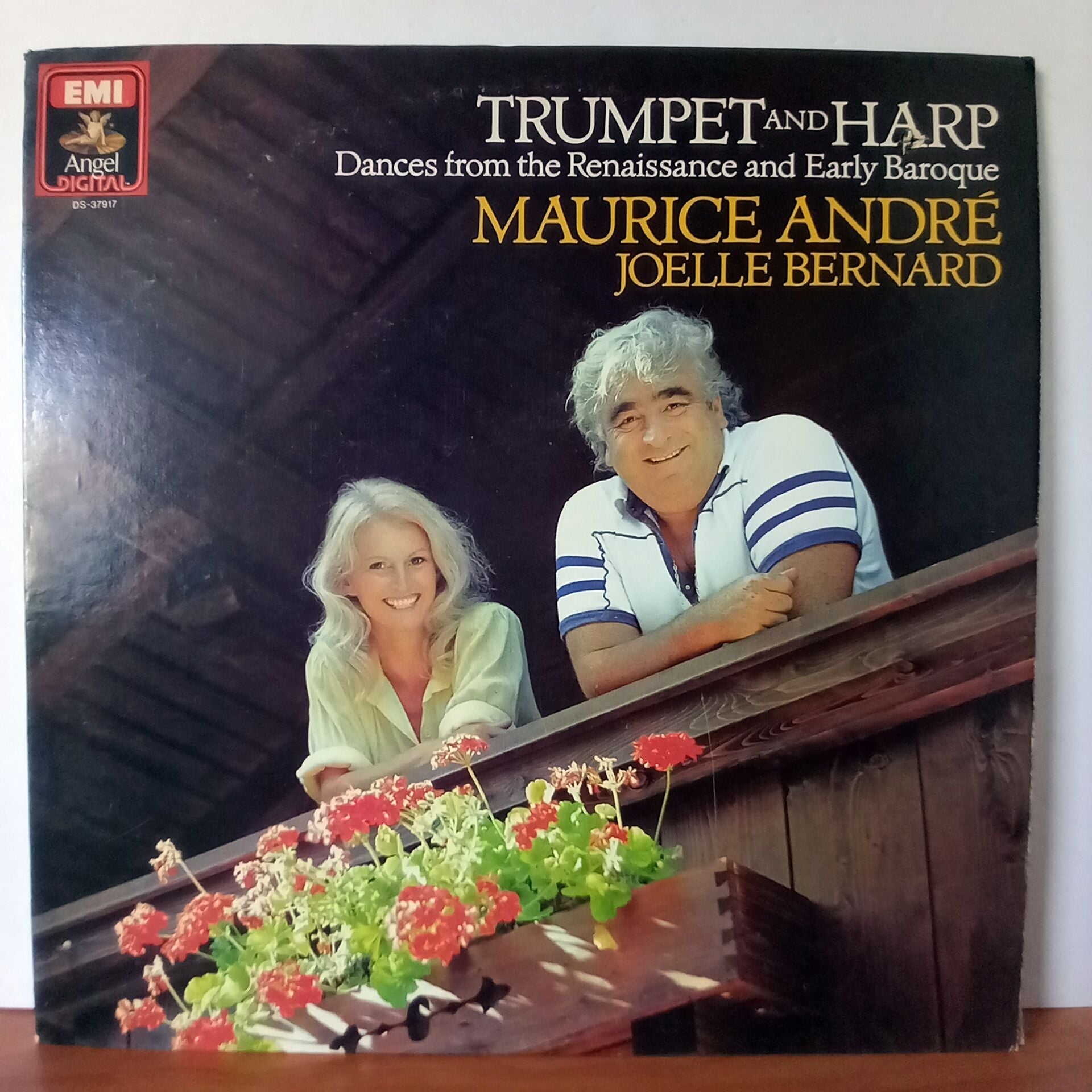 TRUMPET AND HARP / DANCES FROM THE RENAISSANCE AND EARLY BAROQUE / MAURICE ANDRE, JOELLE BERNARD (1984) - LP 2.EL PLAK