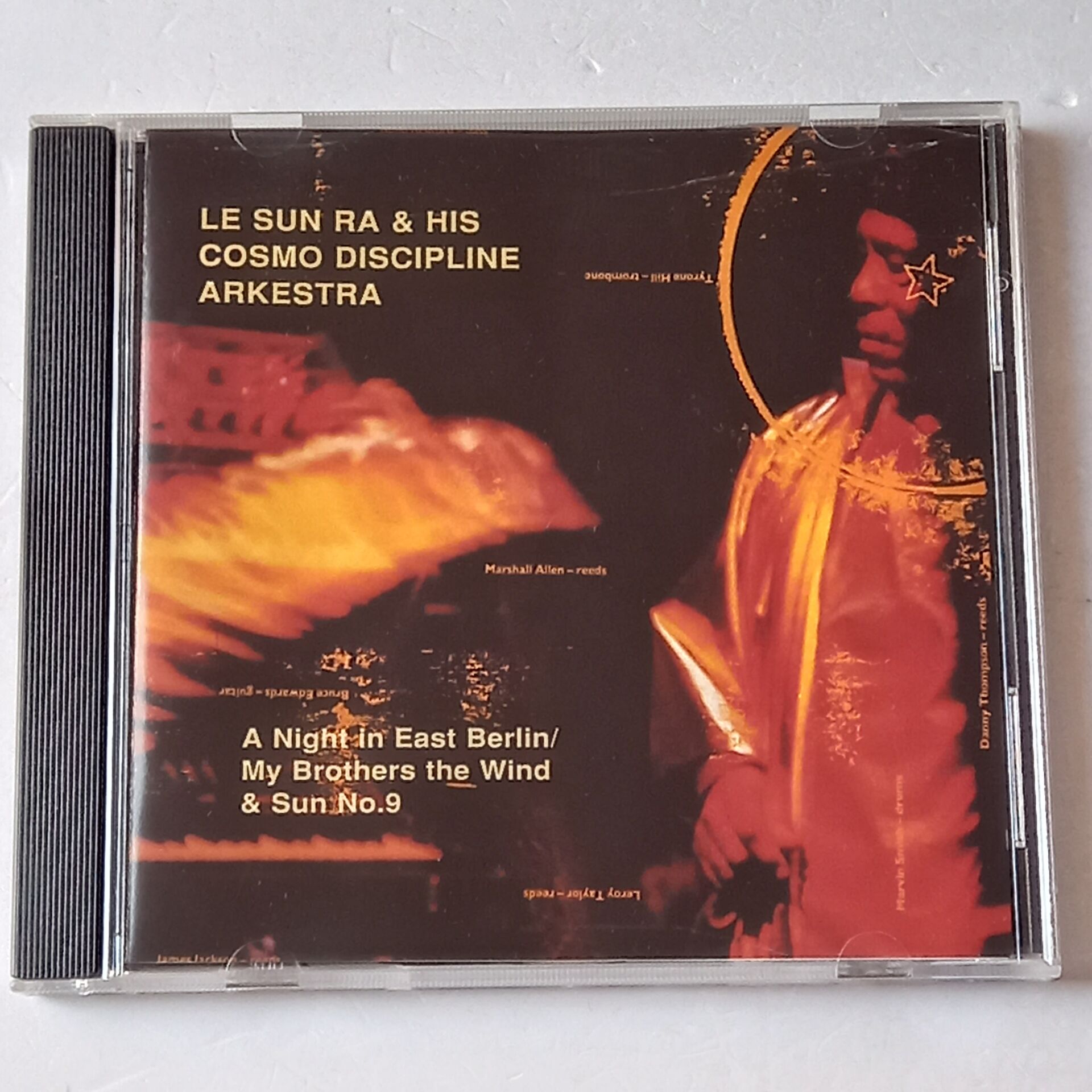 LE SUN RA & HIS COSMO DISCIPLINE ARKESTRA – A NIGHT IN EAST BERLIN / MY BROTHERS THE WIND & SUN NO.9 (1986) - CD 1995 REMASTERED REISSUE 2.EL