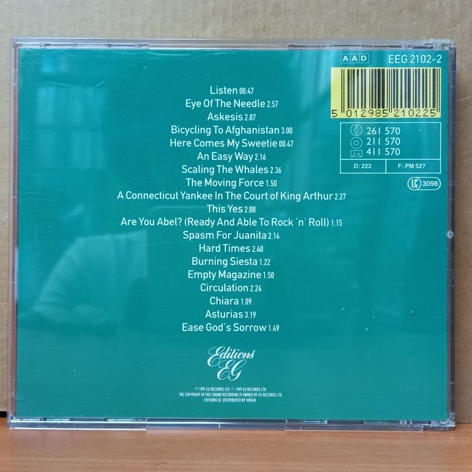 ROBERT FRIPP & THE LEAGUE OF CRAFTY GUITARISTS – SHOW OF HANDS (1991) - CD 2.EL